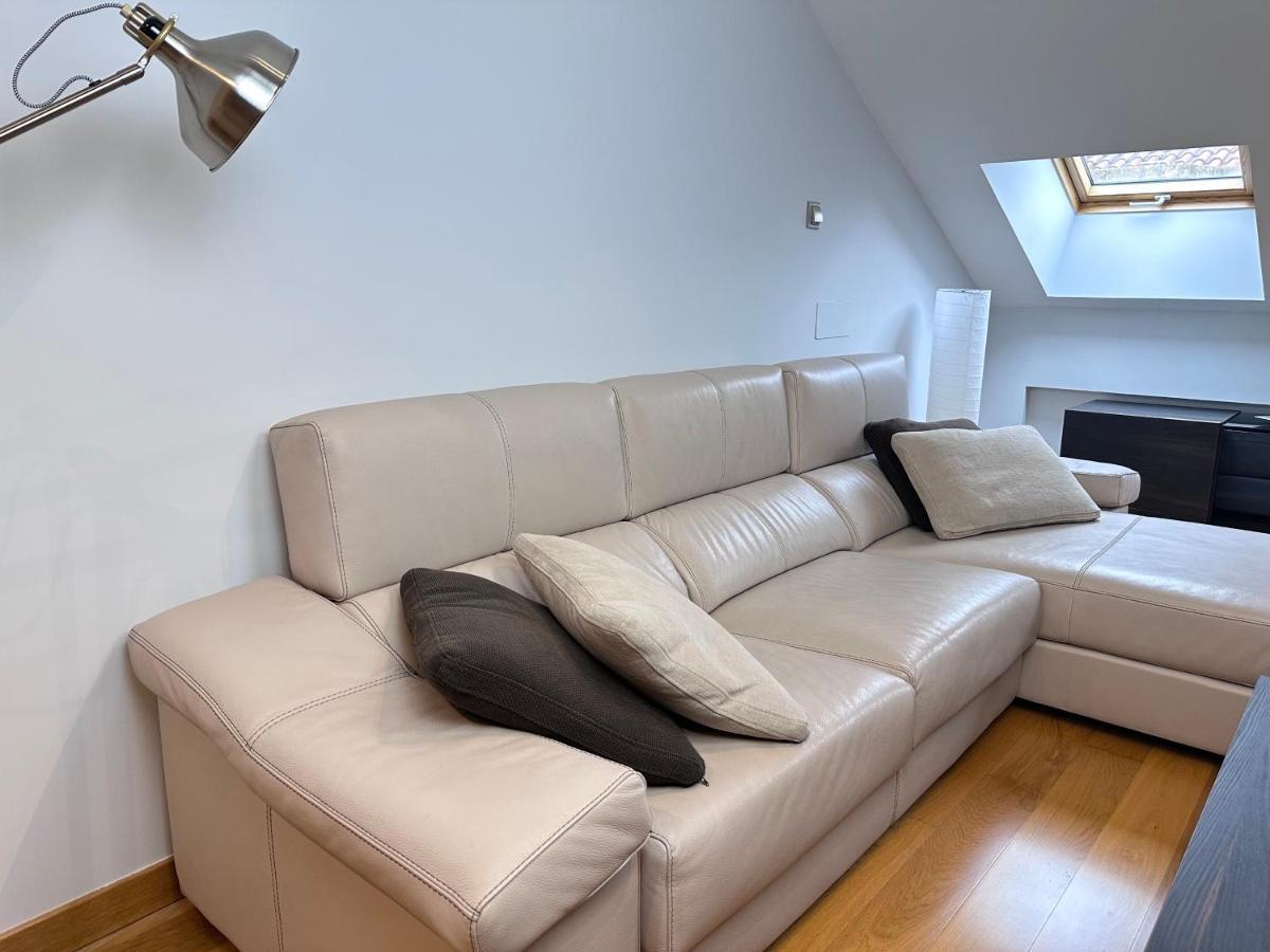 Apartamento Gran Via - Parking Gratis Salamanca Exterior photo