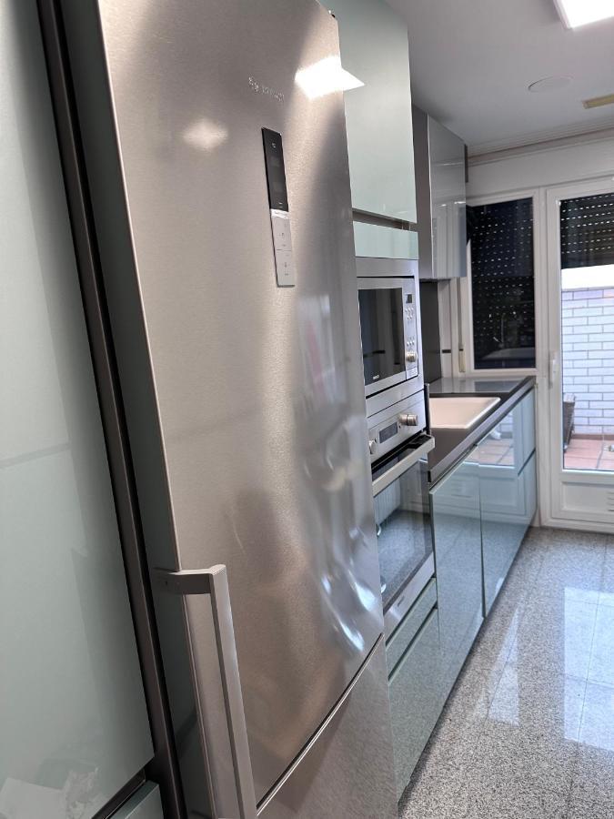Apartamento Gran Via - Parking Gratis Salamanca Exterior photo